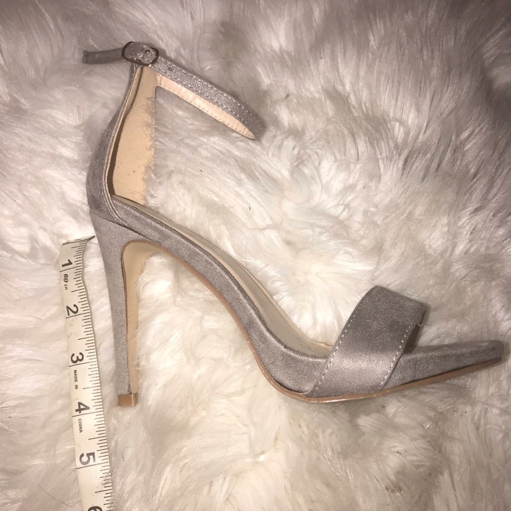 Stylish Strappy Gray Heels